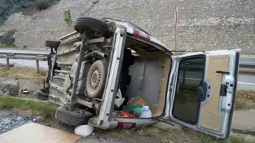 Kırıkkale’de Cenaze Yolunda Kaza: 1 Ölü, 1 Yaralı