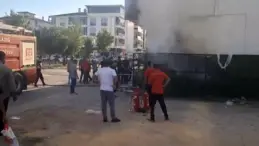 Elazığ’da Market Deposunda Yangın Söndürüldü