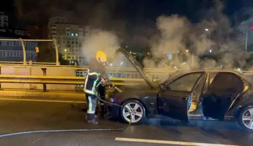 Kayseri’de Otomobil Yangını