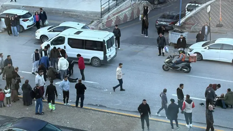 Ankara’da Yayalara Otomobil Çarptı