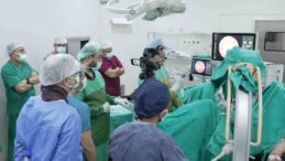 Malatya Eğitim ve Araştırma Hastanesi’nde 320 kişinin katıldığı canlı cerrahi kursu
