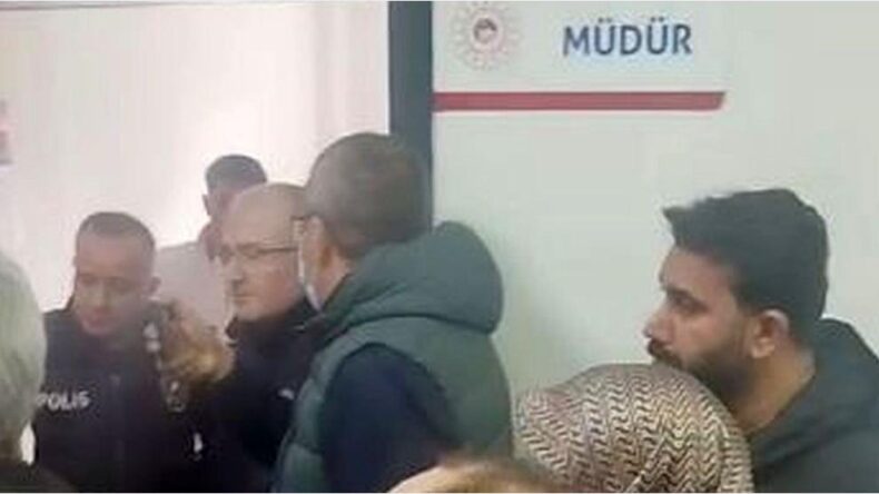 Makamda Müdür Yok, Polis Var!