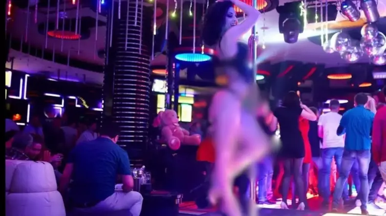 18 yaş altı kızlara skandal tuzak! “Ücretsiz eğlence” diye başlayıp fuhşa gidiyor