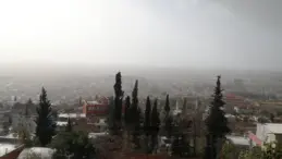 Antalya’da Yoğun Sis ve Rüzgar Hayatı Olumsuz Etkiliyor