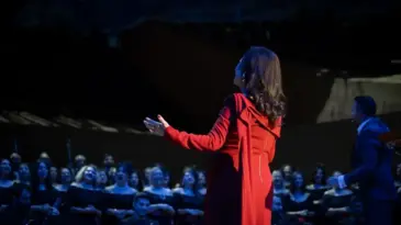 Türkan Şoray ve İyilik Korosu’ndan Unutulmaz Konser