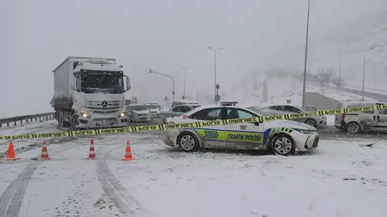 Kayseri-Malatya Yolu Kapandı