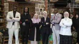 Malezya Başbakanı’nın eşi Ankara’da Afrika Evi’ni ziyaret etti