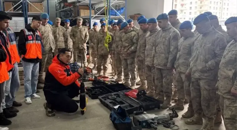 Jandarma Ekiplerine Arama Kurtarma Eğitimi