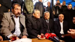 Özgür Özel Malatya’da Esnafla Buluştu