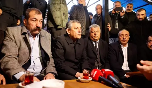 Özgür Özel Malatya’da Esnafla Buluştu