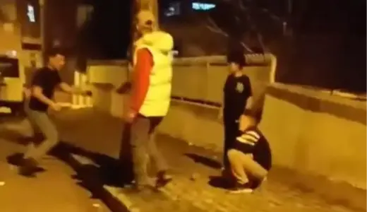 Ankara’da çocuğun sokak ortasında kemer ve sopayla darbedilmesiyle ilgili 2 şüpheli tutuklandı