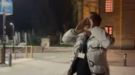 Bu mahallede davul çalanın başı belaya giriyor…Pilava pilava diye zillere basıyorlar