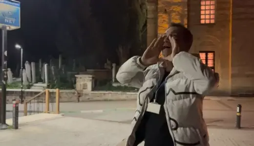 Bu mahallede davul çalanın başı belaya giriyor…Pilava pilava diye zillere basıyorlar