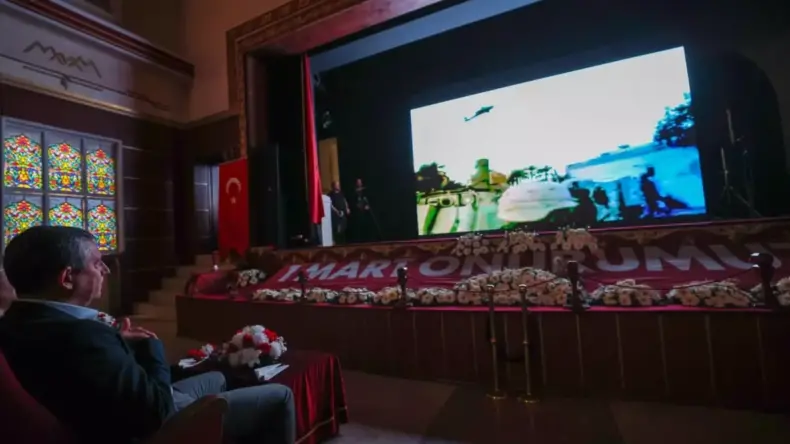 Özgür Özel, ‘1 Mart 2003 Direnişi’ belgesel gösterimine katıldı