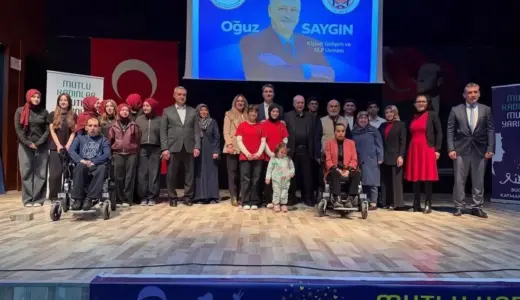 Bucak’ta “Eğitim ve Aile” konulu konferans düzenlendi