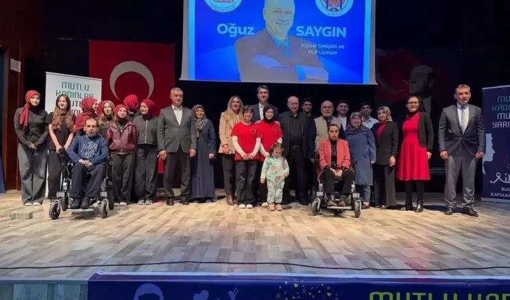 Bucak’ta “Eğitim ve Aile” konulu konferans düzenlendi