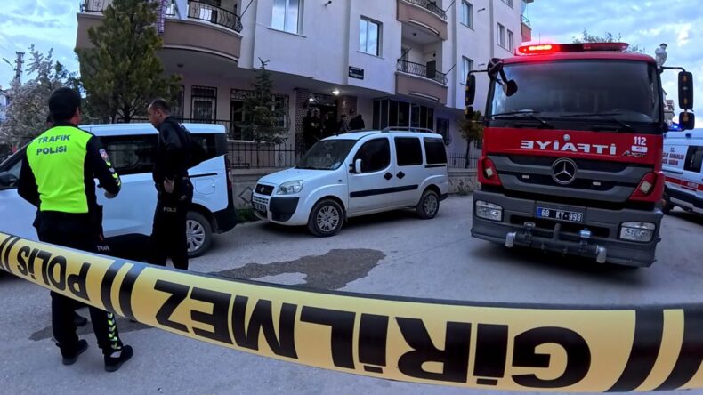 Yemek yaparken elbisesi tutuşan 91 yaşındaki kadın, yangında öldü